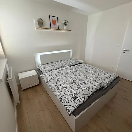Apartment Topolcianska-apartment